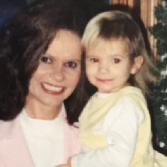 Meet your Posher, Isabel - Picture 1 of 1